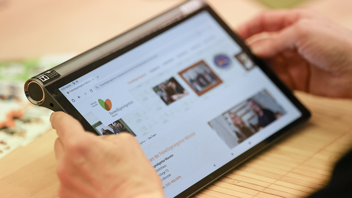 X und Y Design Freiwilligenagentur Münster Website Tablet