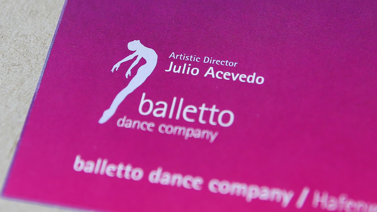 X und Y Design Balletto Dance Company