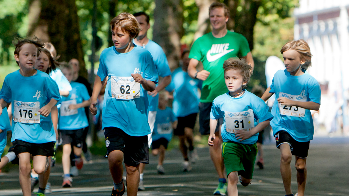 X und Y Design Stadtwerke Muenster Kids Marathon