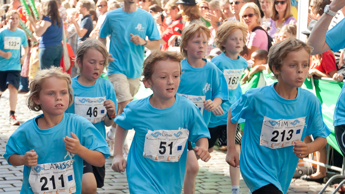 X und Y Design Stadtwerke Muenster Kids Marathon